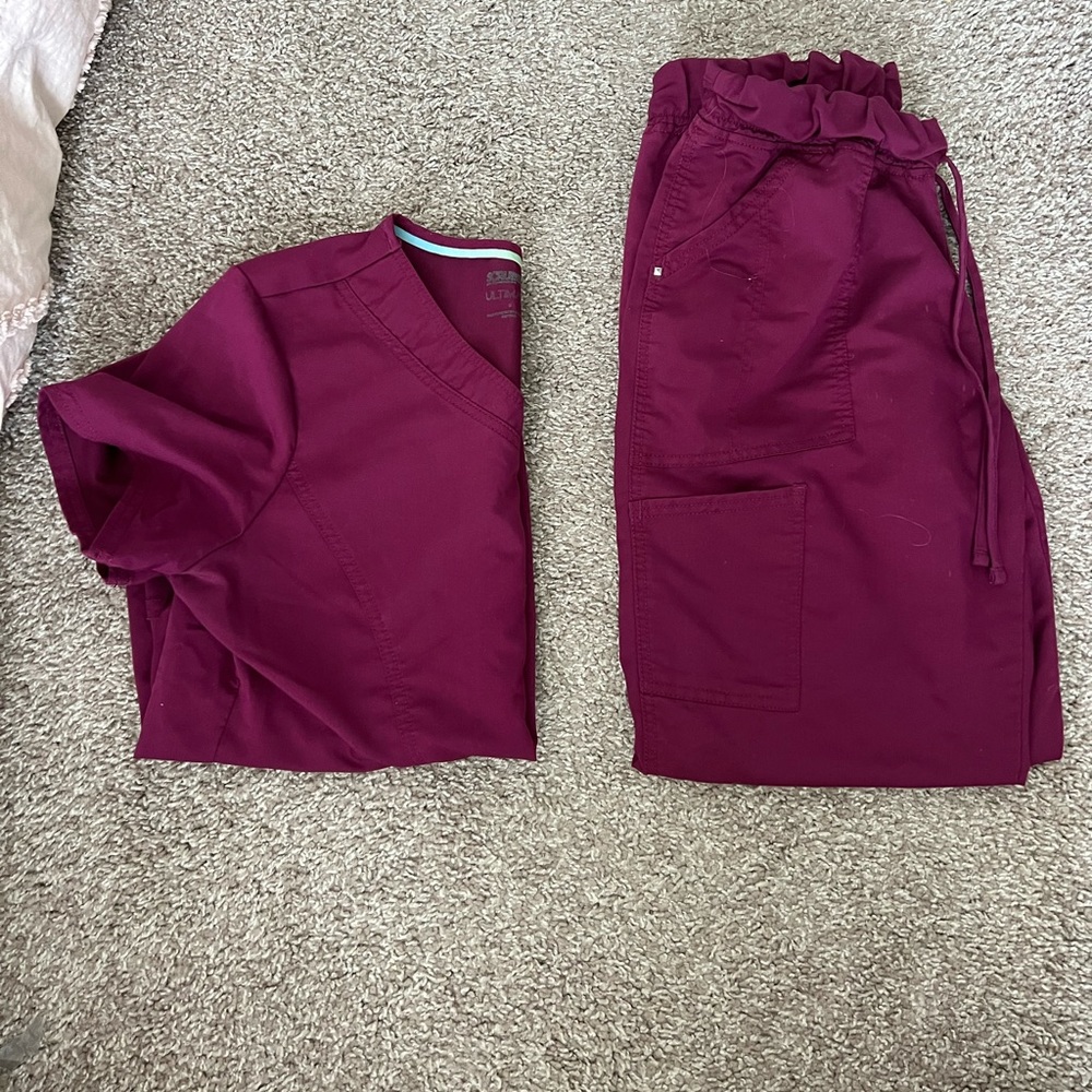 Scrubs set